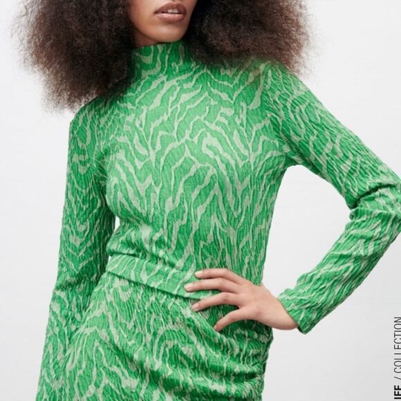 NWOT ZARA Jacquard Ruched Green Zebra Cropped Turtleneck and Skirt Set - Picture 7 of 16